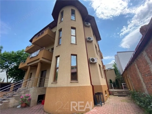 Vila de inchiriat langa metrou Aurel Vlaicu - pretabila birou