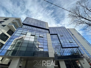 Spatiu de birouri amenajat in Business Center modern -  360 mp