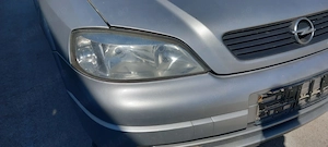 Far stanga/dreapta Opel Astra G 
