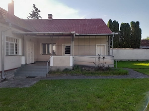 Imobil cu teren pentru birouri sau activități comerciale   Tileagd, centru  - imagine 9