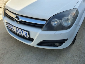 Far dreapta/stanga Opel Astra H