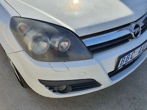 Far dreapta/stanga Opel Astra H - imagine 2