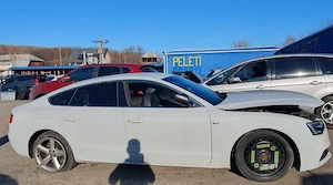 Dezmembrez Audi A5 S Line 2.0TDI 2013 - imagine 3