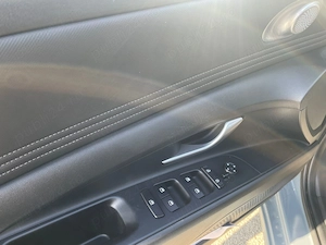 Hyundai Elantra 2023 - imagine 10