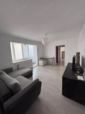 Apartament 2 camere - Complexul Studentesc  - imagine 3