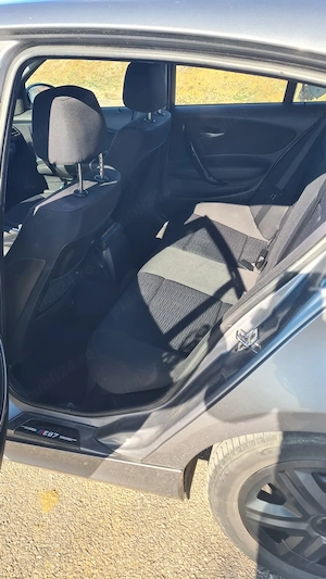 BMW Seria 1, E87, 122cp, 2009 - imagine 7