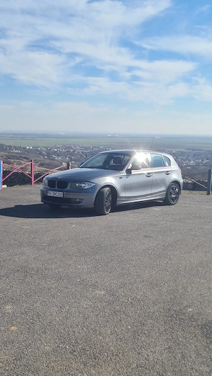 BMW Seria 1, E87, 122cp, 2009 - imagine 8