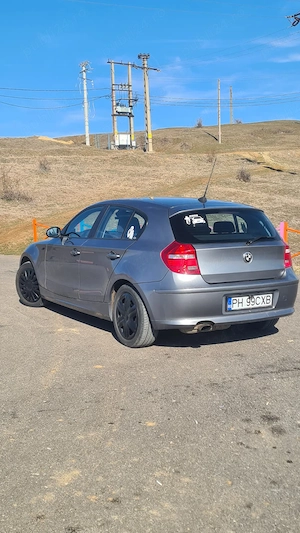 BMW Seria 1, E87, 122cp, 2009 - imagine 9