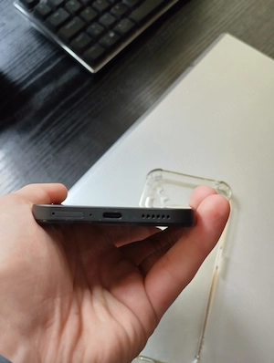 Nothing phone 2a impecabil, la cutie 12gb RAM  256 GB, AMOLED, NFC, 5g - imagine 4