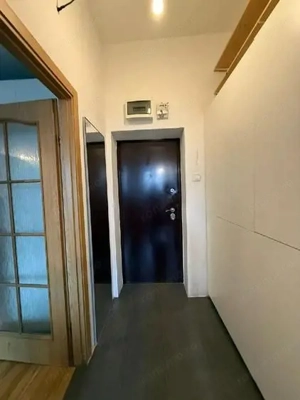 Apartament 2 camere Universitate, vedere panoramica, balcon,  2 min metrou - imagine 3