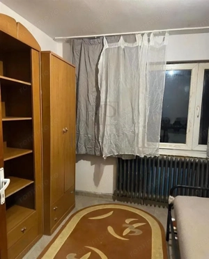 Garsoniera - Decomandat - Mobilat si Utilat - Zona Buziasului - imagine 2