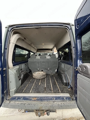 Ford Transit 8+1 persoane  - imagine 3