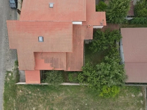 1 2 Duplex de Vânzare 152 mp utili + 455 mp teren Locație Excelentă! - imagine 2