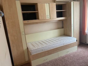 Mobila camera tineret