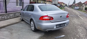 Skoda Superb2(    -    )179000km reali 100%(in creștere) - imagine 4