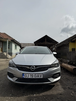 Vând Opel Astra Hatchback