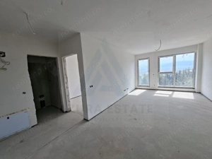 Apartament modern 3 camere 2 bai  terasa acoperita etaj 1 in Cristian