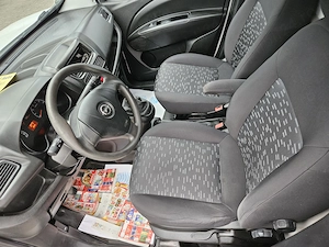 Opel Combo an 2013 1.3CDTI 90 cai Climă Geamuri oglinzi electrice Unic Proprietar Germania 188.000KM - imagine 6