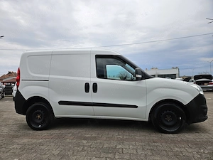 Opel Combo an 2013 1.3CDTI 90 cai Climă Geamuri oglinzi electrice Unic Proprietar Germania 188.000KM - imagine 3
