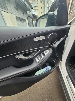 Mercedes GLC 2018, 130.000 km - imagine 4