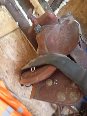 saua de vânzare in stare foarte buna mai multe detalii la numărul de telefon 