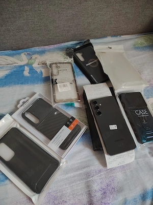 Vând Samsung Galaxy S24FE 256GB 8GB RAM impecabil, Garanție 