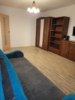 vitan  mall etaj 2 decomandat - imagine 8