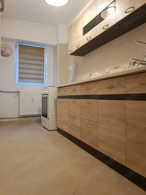 vitan  mall etaj 2 decomandat - imagine 4