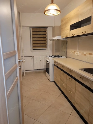 vitan  mall etaj 2 decomandat - imagine 7