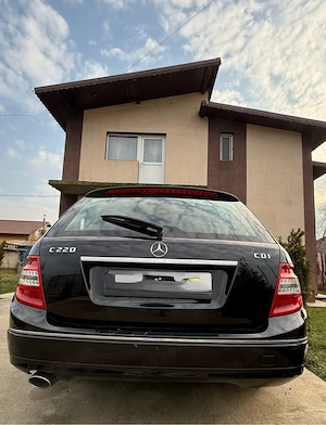 Mercedes C220 - imagine 4