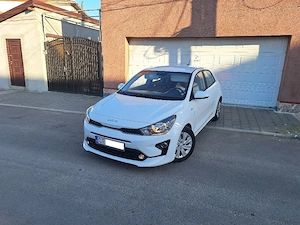 KIA RIO - 2023 - ÎN GARANȚIE - 10.000 KM - Unic Proprietar - Stare Ca Nouă - 6+1 Trepte -
