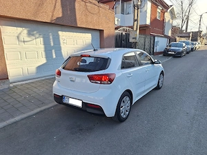 KIA RIO - 2023 - CA NOUĂ - 10.000 KM - Unic Proprietar - În Garanție încă 4 Ani - imagine 4