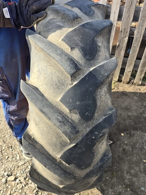 Vând roți de tractor - imagine 5