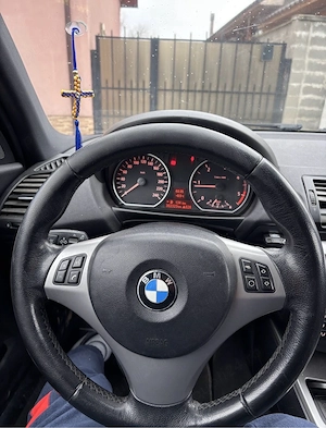 BMW Seria 1  - imagine 2