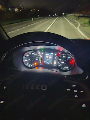 De vânzare Iveco Daily, fabricatie 2021 - imagine 2