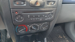 Renault Symbol 1.4 16V An 2007 - imagine 5