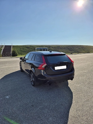 Vând Volvo R-design V60-1.6 benzina-179 CP - imagine 3