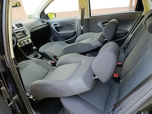 VW Polo 1,4 Tdi Euro 6 - model 2015 - imagine 4