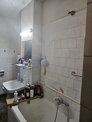 Titan Policlinica, Bdul Nicolae Grigorescu, stradal - imagine 13