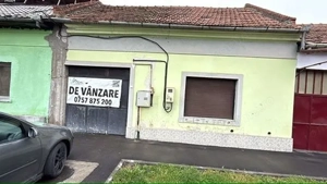 Fratelia | Casa | 320 mp teren | Front 8 ml | Toate utilitatile | Renovabila