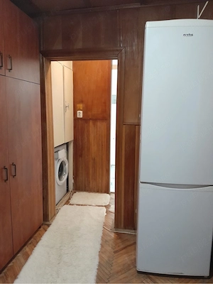 Vand apartament 2 camere  - imagine 2
