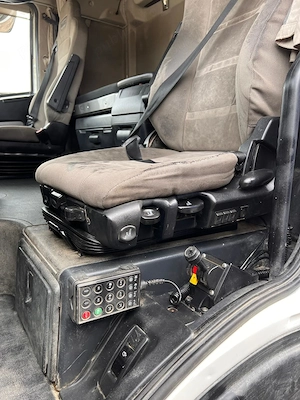 Ansamblu cap tractor IVECO + semiremorca basculabila SCHMITZ  stare foarte buna, gata de lucru - imagine 9