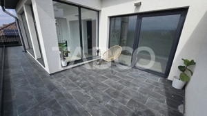 Pensiune de vanzare cu 11 camere 9 bai filigorie parcari zona Turnisor - imagine 8