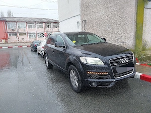 Audi Q7, Break 7 locuri din 2008 - imagine 5
