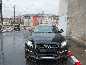 Audi Q7, Break 7 locuri din 2008 - imagine 4