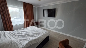 Pensiune de vanzare cu 11 camere 9 bai filigorie parcari zona Turnisor - imagine 13