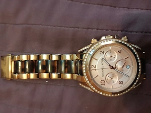 De vinzare ceas MICHAEL  KORS  original nou stare impecabila 