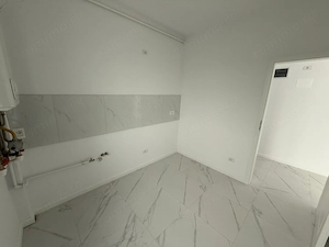 Braytim. Bucatarie inchisa. Etaj intermediar. - imagine 2