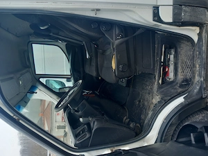 Autoutilitare frigorifice - imagine 8