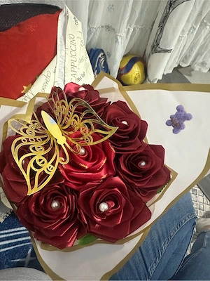 buchete trandafiri satin 